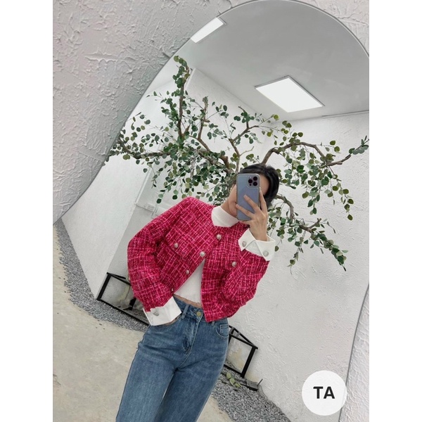 ÁO KHOÁC DẠ TWEED MÀU HỒNG ÁNH NHŨ ỐNG TAY PHỐI VIỀN SƠ MI
