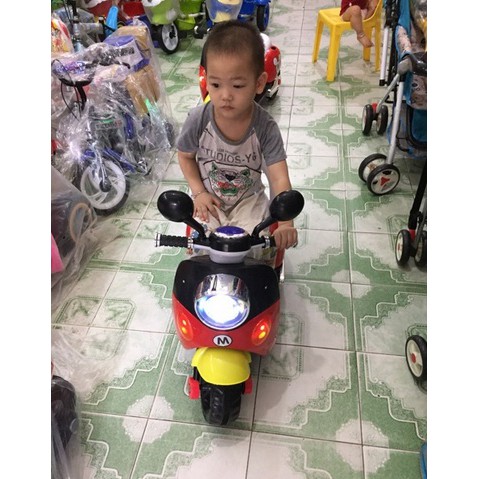 [Freeship] XE MÁY ĐIỆN VESPA M CHO BÉ MICKY