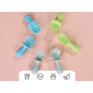 Thìa dĩa tập xúc cán ngắn/ muỗng nĩa tập xúc cán ngắn có nút chặn an toàn cho bé