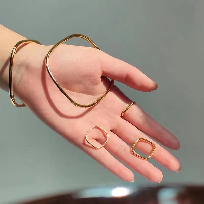 Vòng Tay Thép Titan Mạ Vàng 18k Dát Đá Cao Cấp Phong Cách Âu Mỹ Dễ Phối Đồ