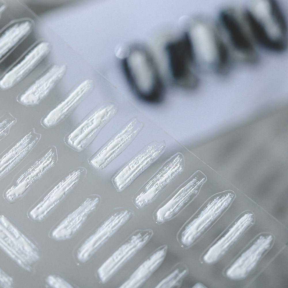 Miếng Dán Trang Trí Móng Tay Họa Tiết Chữ Và Mặt Trăng 5D DIY