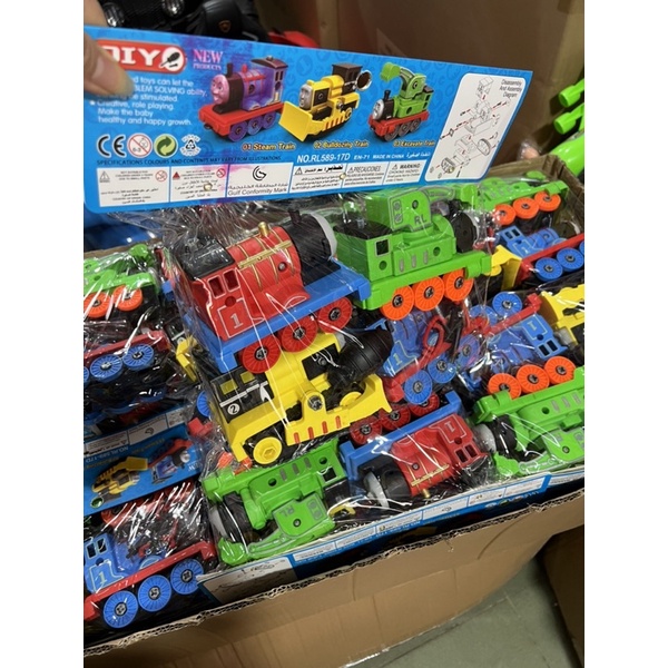 Bộ 4 xe tàu lửa tháo ráp