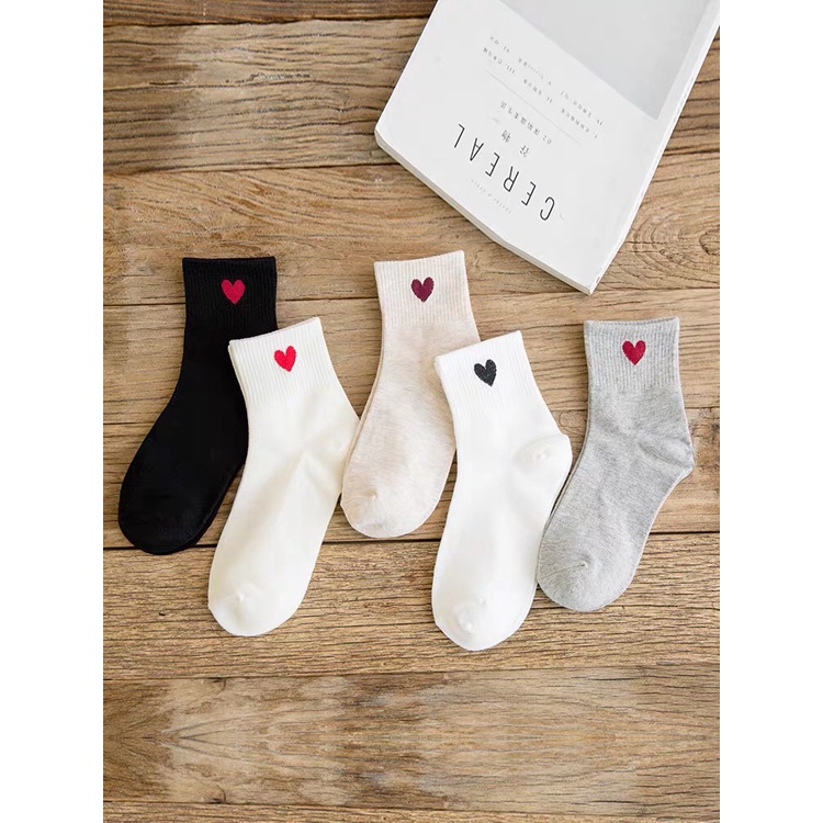 Set 5 đôi tất cao cổ hình trái tim combo túi 5 đôi đủ màu T006