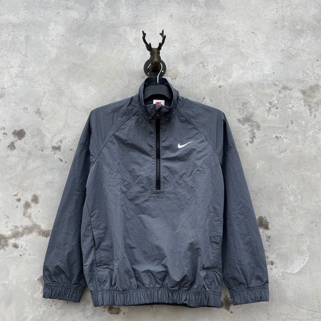 Áo Khoác Gió Nike x Stussy Swoosh Tay Dài Phối Khóa Kéo Màu Đen Phong Cách Retro Cho Nam