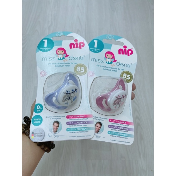 Ty ngậm chuyên dùng chỉnh nha Miss Denti, bằng silicon cho bé 0-6m NIP31800