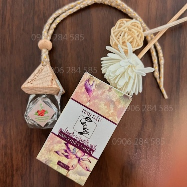 Tinh dầu thơm treo xe ô tô, tủ quần áo, trong phòng giúp khửi mùi, dễ chịu, thư giãn