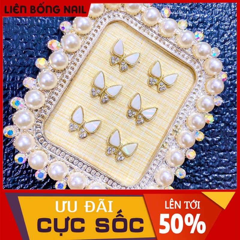 Charm đính móng tay