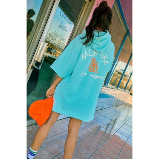 Đầm hoddie có nón cho nữ