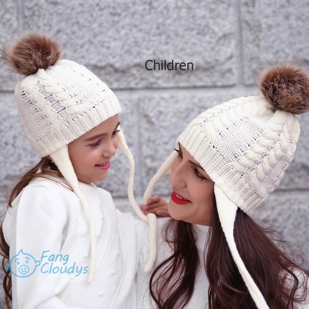 Mũ len đan móc ấm áp phối 2 sợi bím phong cách giáng sinh dễ thương cho bé