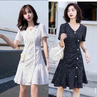 Đầm lụa bi đuôi cá đính cúc siêu dễ thương size từ 39-71