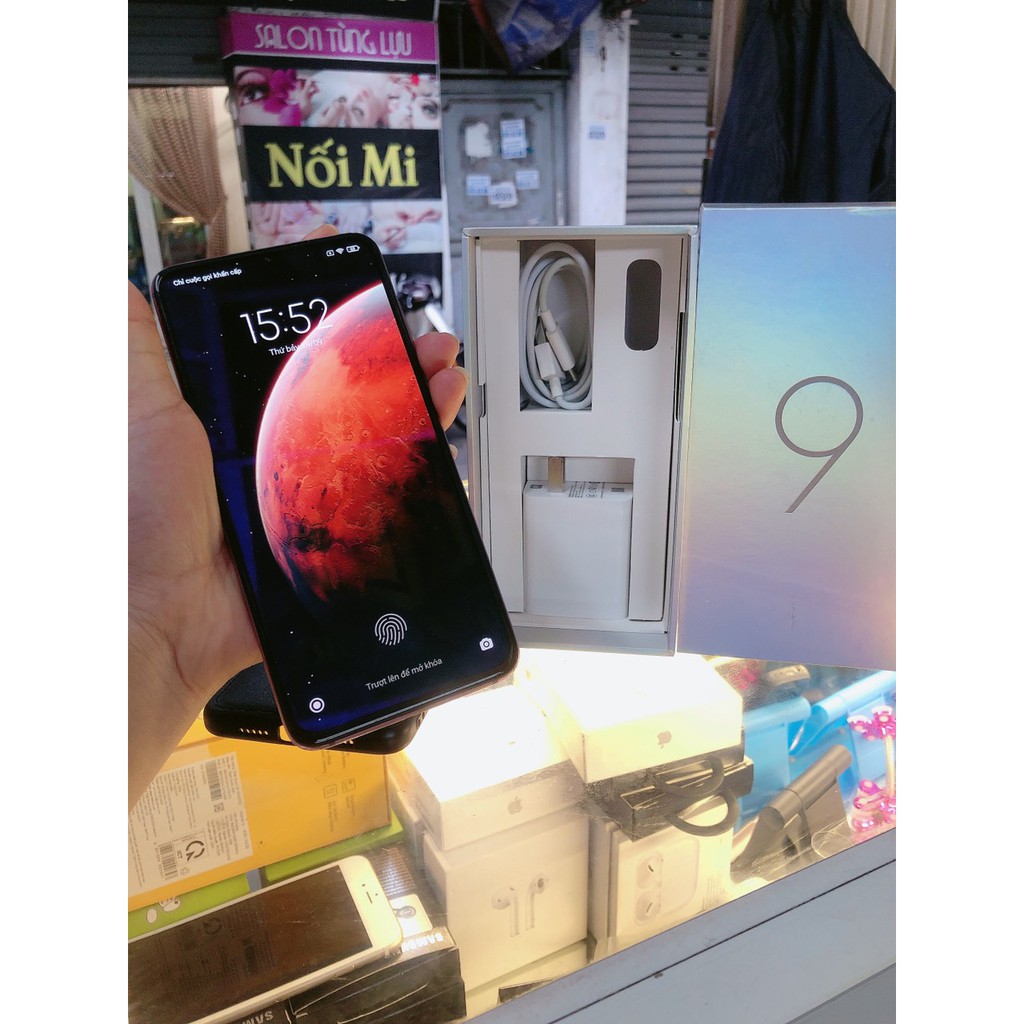 Điện thoại Xiaomi Mi 9 64/128GB- Fullbox Tặng kèm ốp , Cường lực | BigBuy360 - bigbuy360.vn