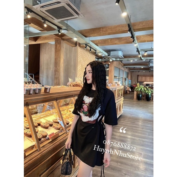 Đầm thun khoét eo cô gái bigsize