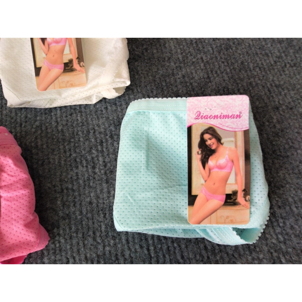 Quần lót nữ thun lạnh thông hơi kháng khuẩn, thoáng mát.