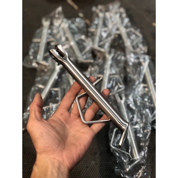 Chân chống inox