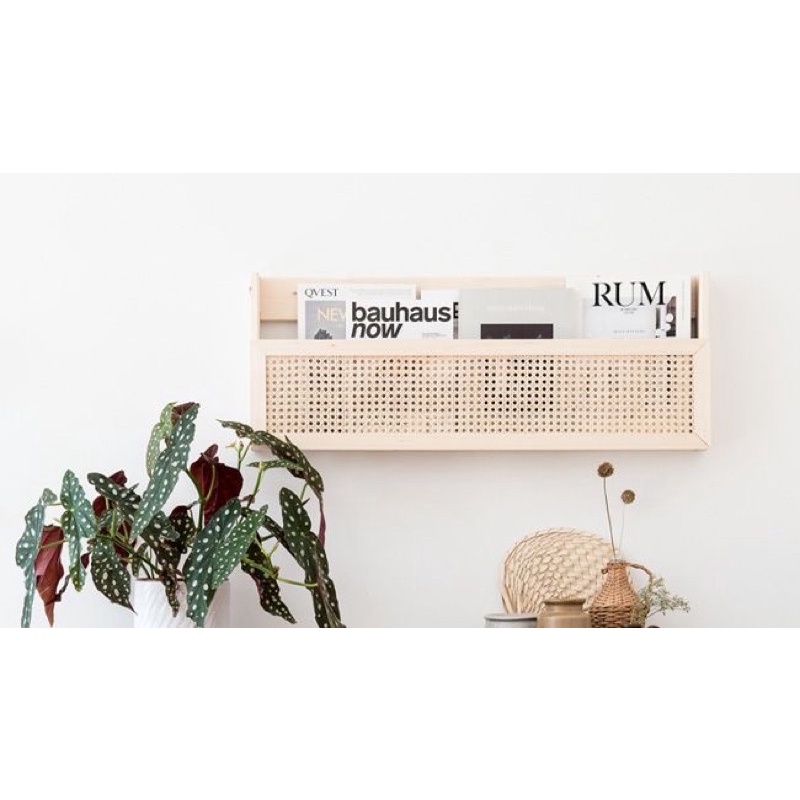 Kệ sách trang trí kết hợp lưới mây mắt cáo