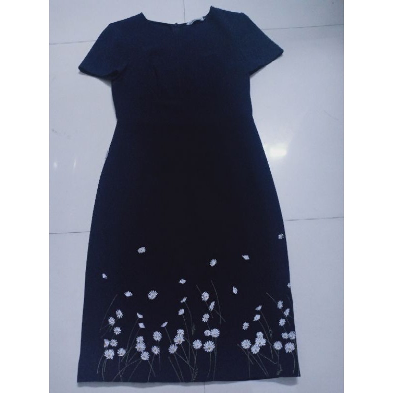 Đầm chicland sz L .