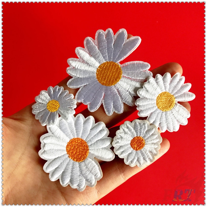 Set 5 Miếng Vá Quần Áo Thêu Hình Hoa Cúc