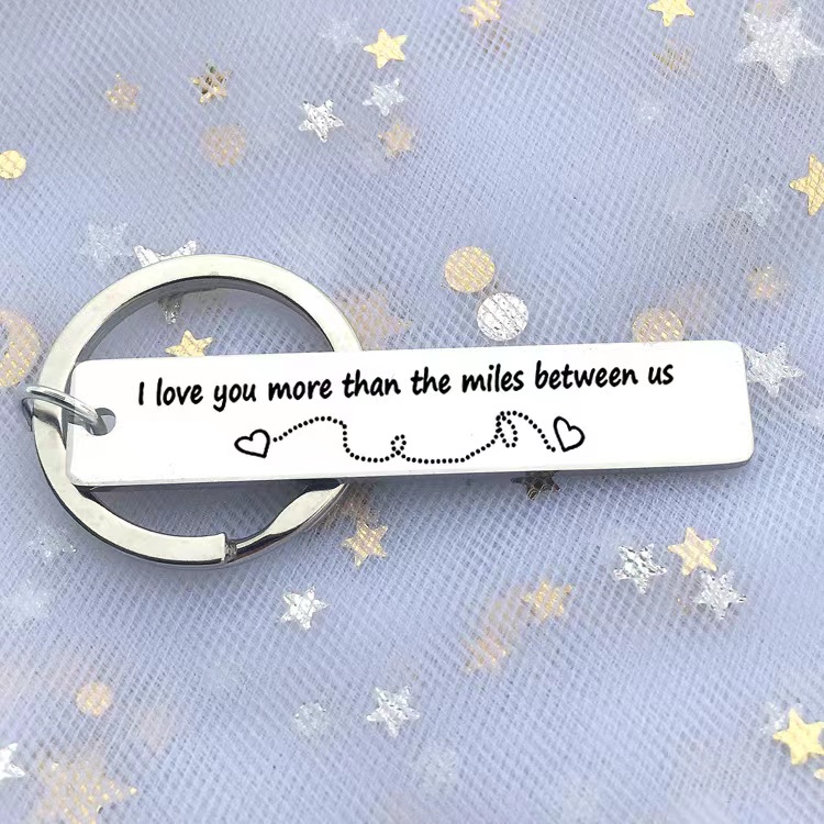 [Coisíní] Móc Khóa Cặp Đôi Bằng Thép Không Gỉ Dài Hình Chữ I Love You More Than Miles Boyfrie