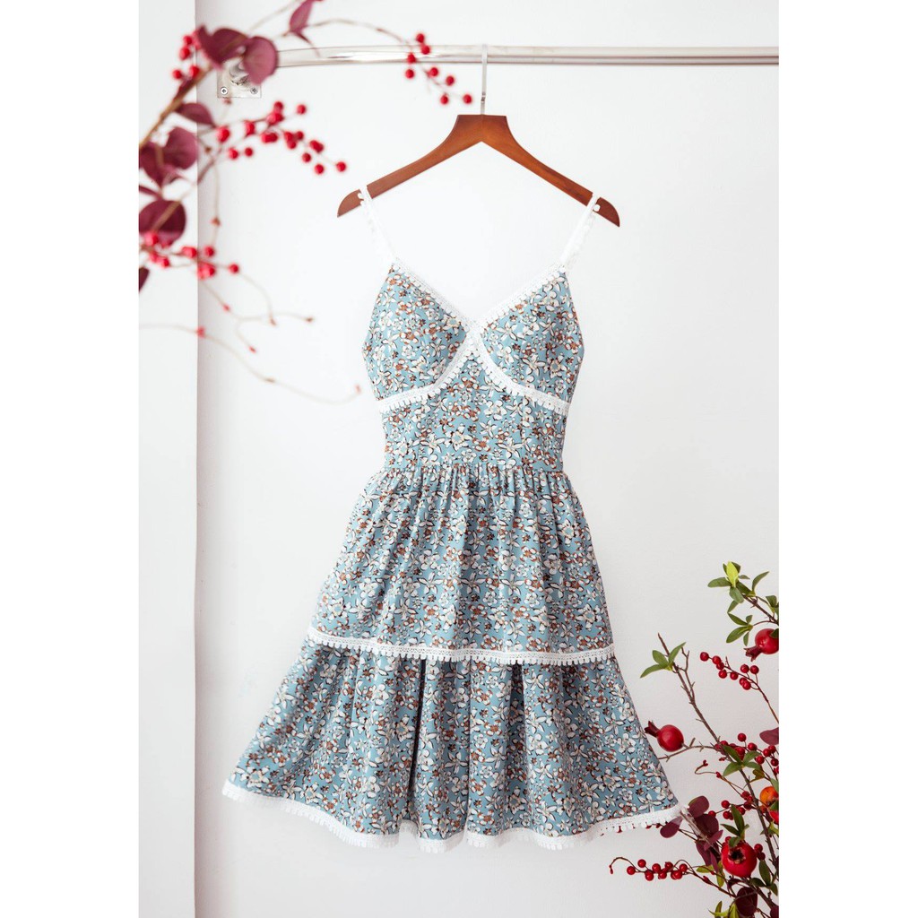 [Mã SKAMSALEP6 giảm 10% tối đa 100K đơn 150K] SÒ VINTAGE - ONICA Đầm hoa hai dây xòe tầng | BigBuy360 - bigbuy360.vn