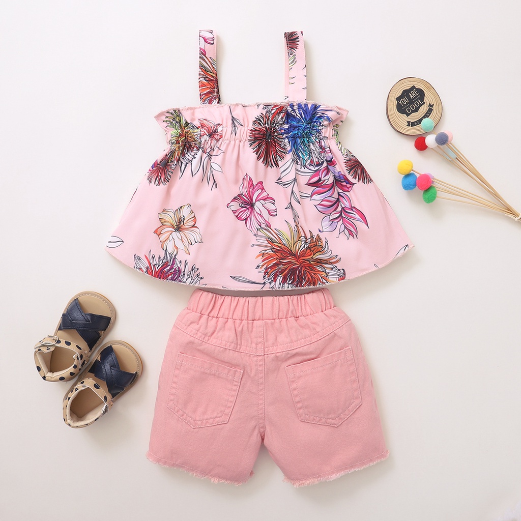 Set đồ 2 món Mikrdoo gồm áo hai dây in hoa và quần ngắn dễ thương mùa hè cho bé gái