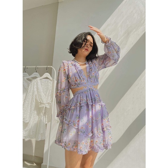 Đầm hở lưng đính tùng váy | BigBuy360 - bigbuy360.vn