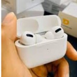 💞AIRPODS PRO🔉🔊 TAI NGHE BLUETOOTH ❗❗❗💯Chống Ồn Đổi Tên Định Vị Xuyên Âm Sạc Không Dây - Bảo Hành 3 Tháng