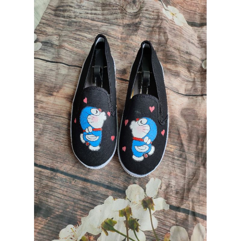 Giày DORAEMON size 39