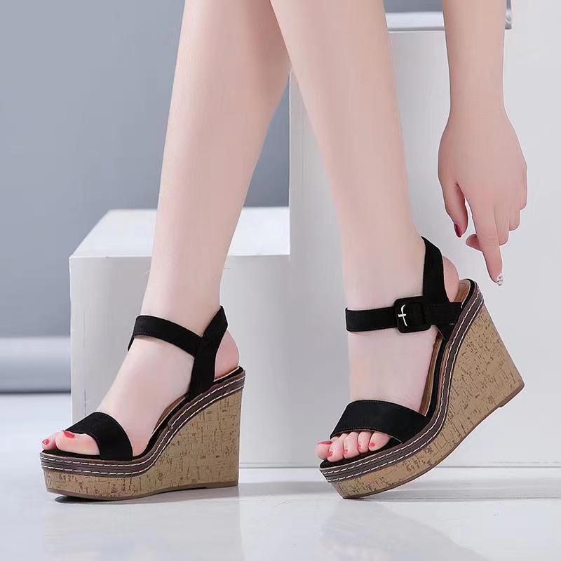 Giày Sandal Da Lộn Đế Xuồng Dày Dặn Chống Thấm Nước Phong Cách Âu Mỹ Mới Cho Nữ