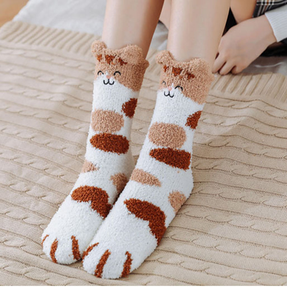Vớ thiết kế hình chân mèo xinh xắn dành cho nữ