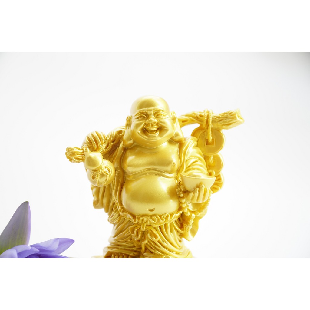 Tượng Phật Di Lặc nhũ vàng đứng trên bao tiền vàng chiêu tài lộc - Cao 14cm | BigBuy360 - bigbuy360.vn
