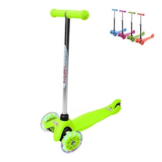 XE SCOOTER 3 BÁNH CÓ ĐÈN PHÁT SÁNG CAPU074x