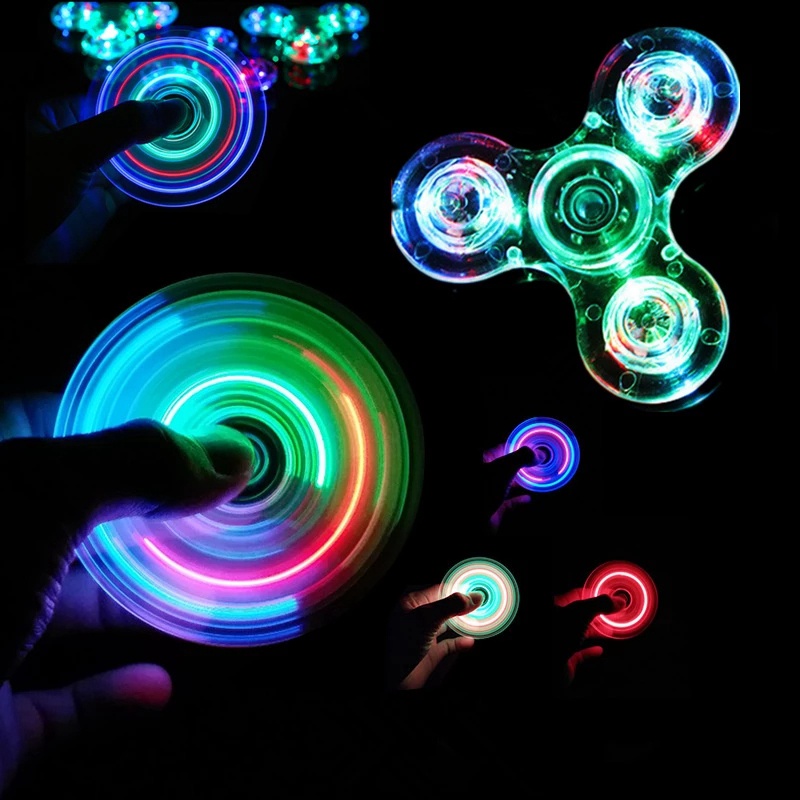 Con Quay Đồ Chơi Spinner + ĐèN Led GiúP GiảM Stress