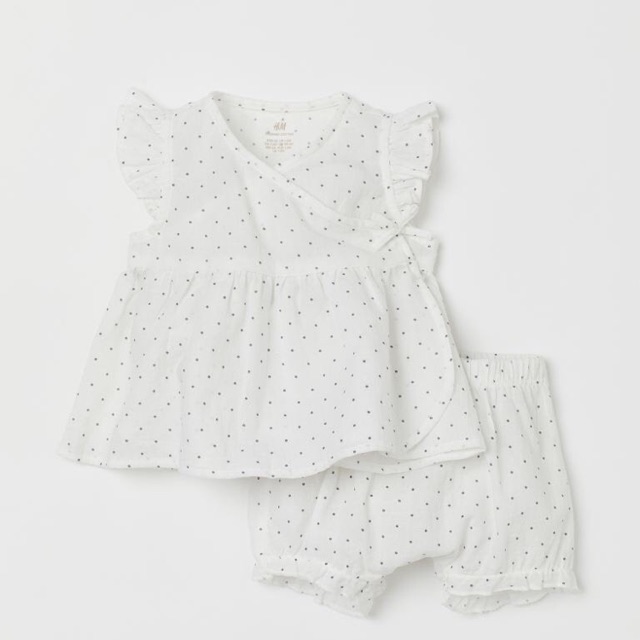 {Auth} Set chấm bi áo/quần short bé gái HM