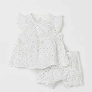 Set chấm bi áo/quần short bé gái HM