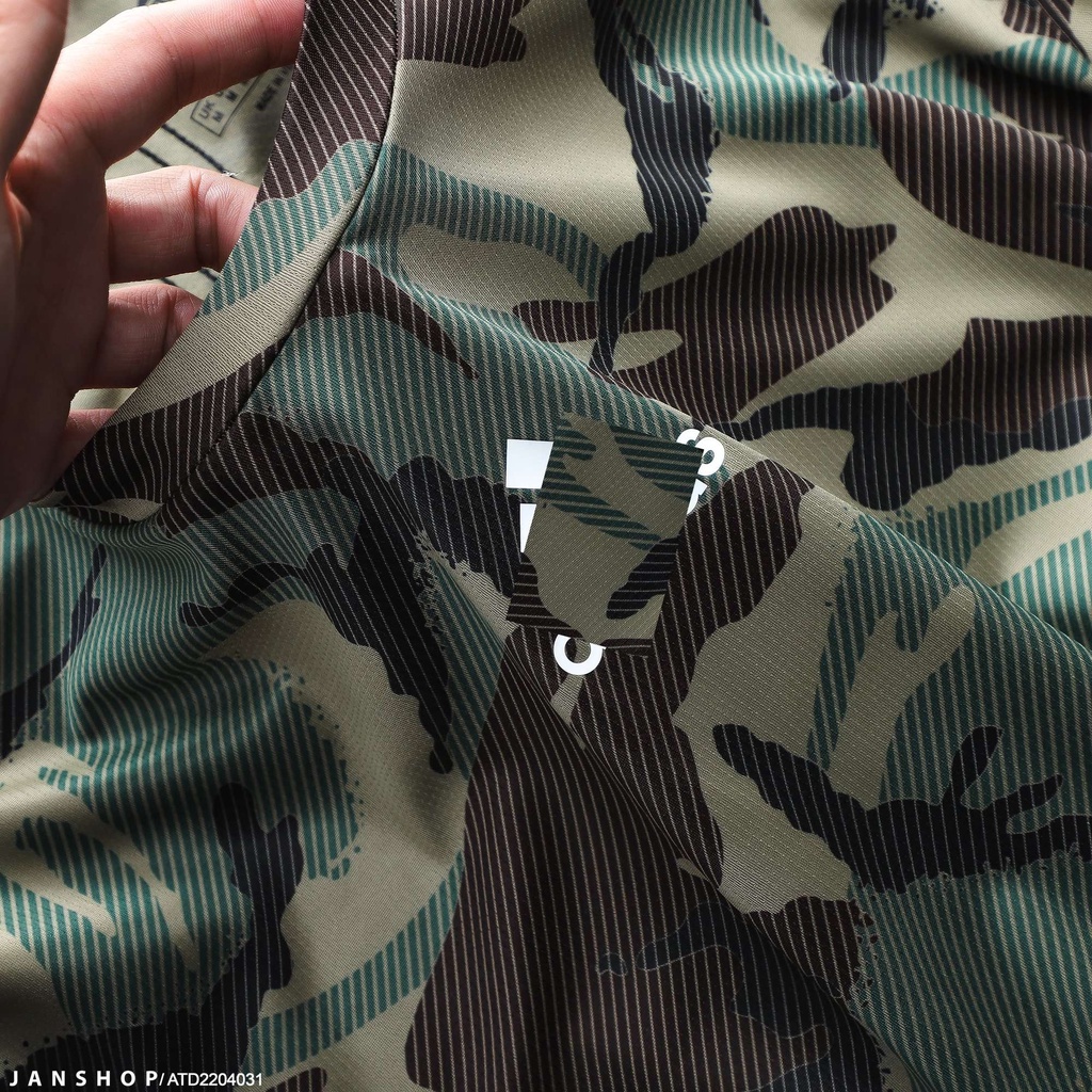 Áo Thun Thể Thao Thiết Kế 2 Tông Màu Camo Đậm Chất Cá Tính Ráp Nối Trước Sau Khoẻ Mạnh Và Năng Độ