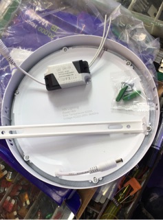Đèn LED ốp trần 18W