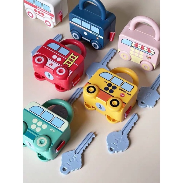 GIÁO CỤ MON KẾT HỢP XE ĐỒ CHƠI, BỘ Ổ KHOÁ VÀ CHÌA KHOÁ matching đầu đời cho bé