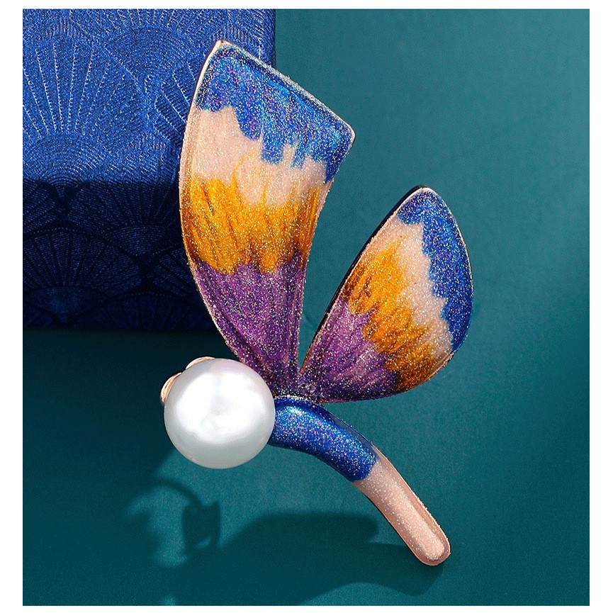 Cài áo chuồn chuồn phối mầu dễ thương