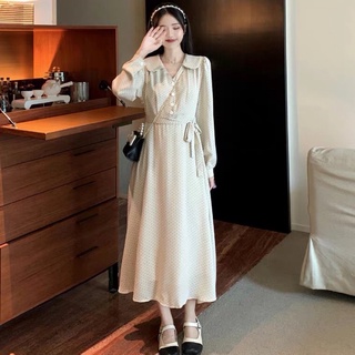 Váy tay dài chấm bi