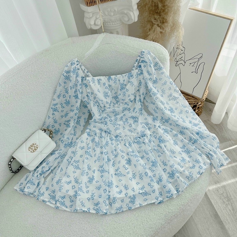 ĐẦM HOA CỔ VUÔNG NHÍU NGỰC TAY LOE