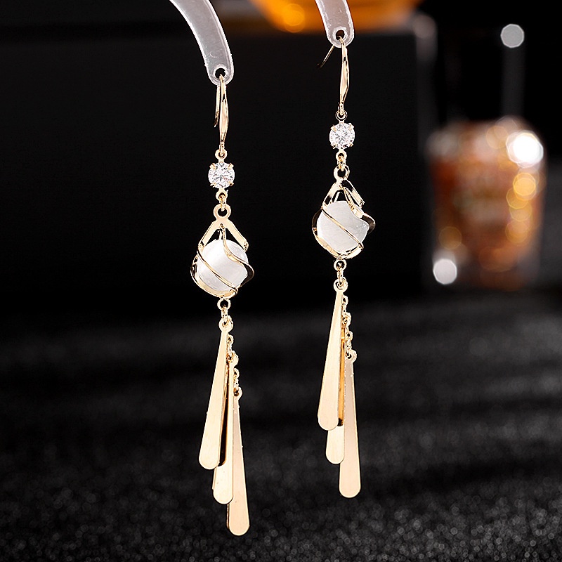 Khuyên tai kim loại dáng dài đính đá Opal phiên bản Hàn Quốc mới