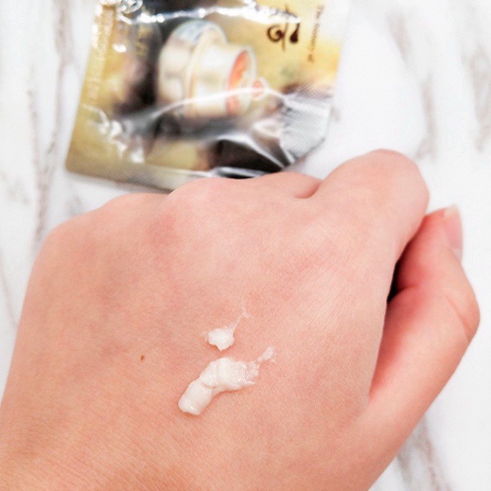 Gói Sample Kem mắt Whoo tái sinh trẻ hóa mạnh mẽ - Cheongidan Radiant Regenerating Eye Cream 1ml