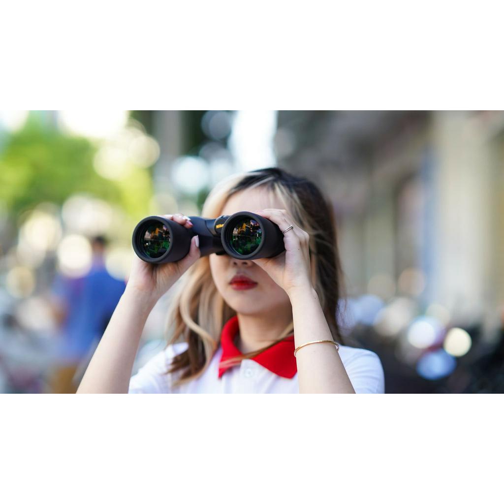 Ống nhòm Nikon Monarch 5 12x42 - Hàng chính hãng