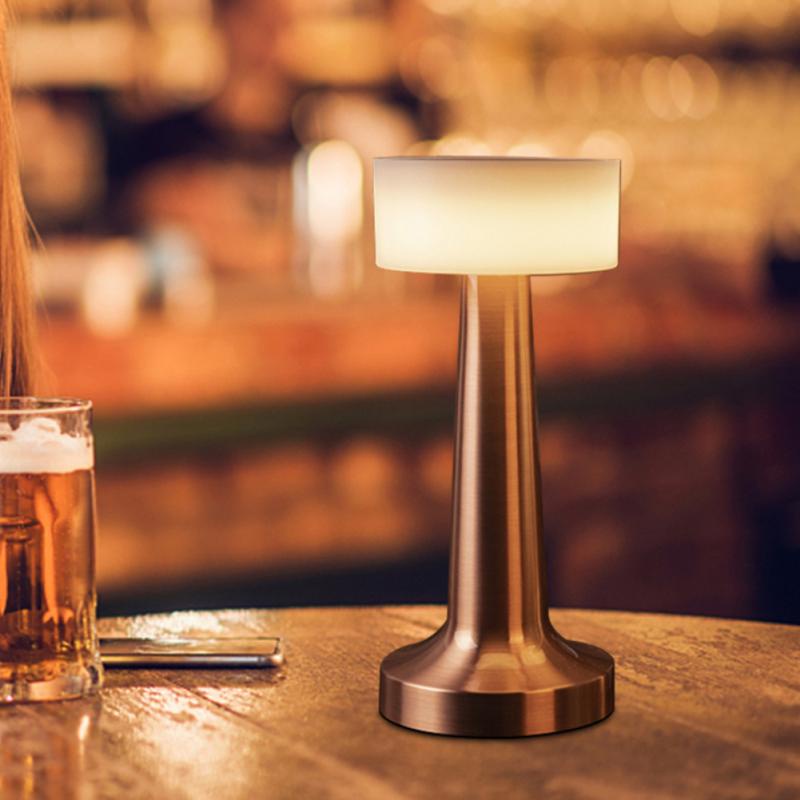 Đèn LED Để Bàn Cảm Ứng Chạm 3 Bước Có Thể Sạc Lại Phong Cách Retro Độc Đáo