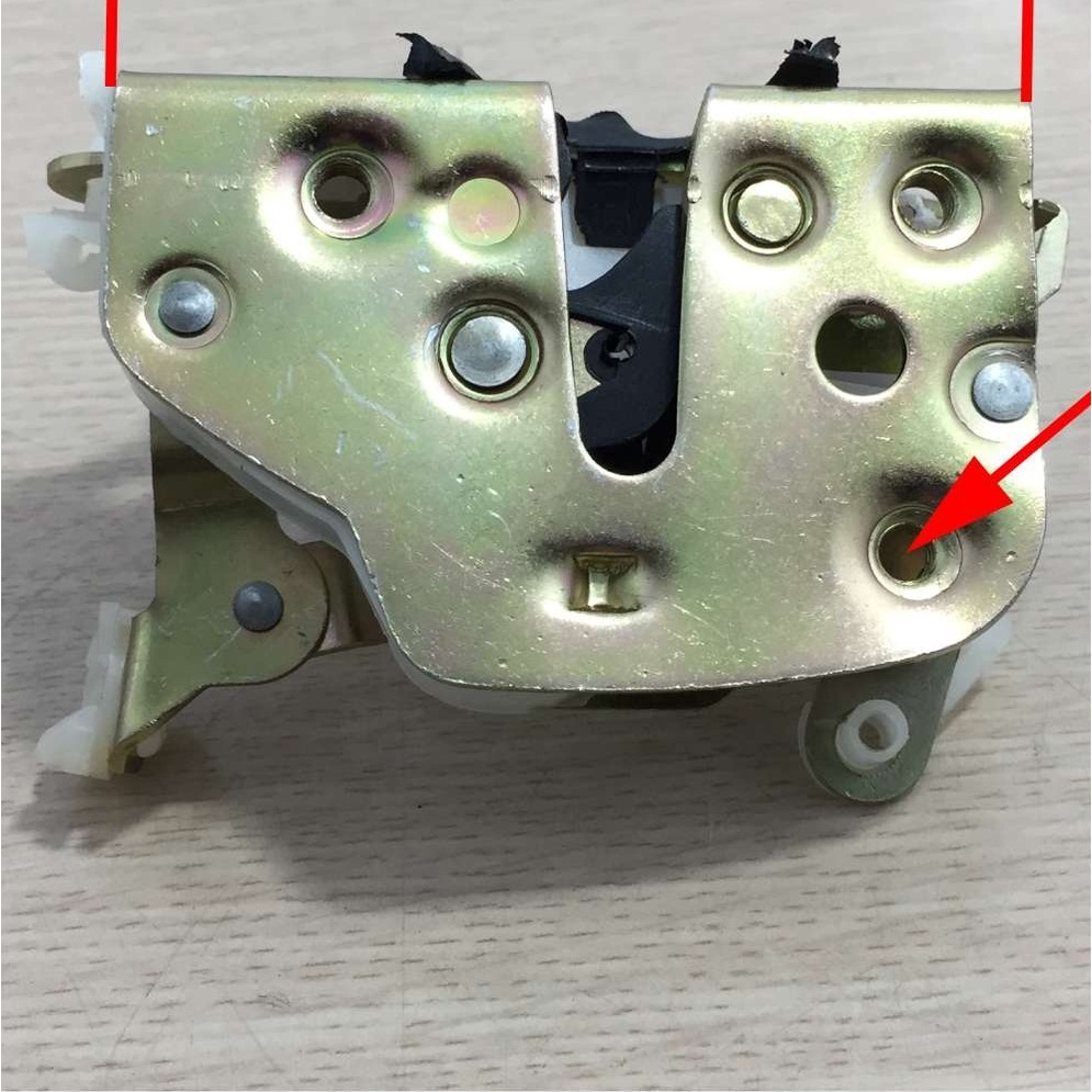 Ổ khóa ngậm cửa/ruột khóa cửa xe forcia 900kg - 1250kg. Mã số 1026. Hàng XFL. Trái phải khác nhau