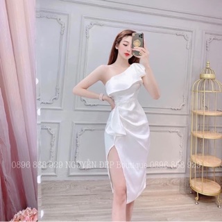 Đầm phi lệch vai xin xò