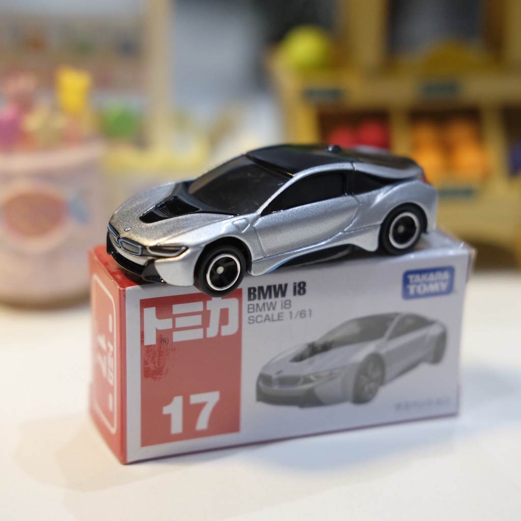 Xe Tomica 17 Bmw i8 màu bạc