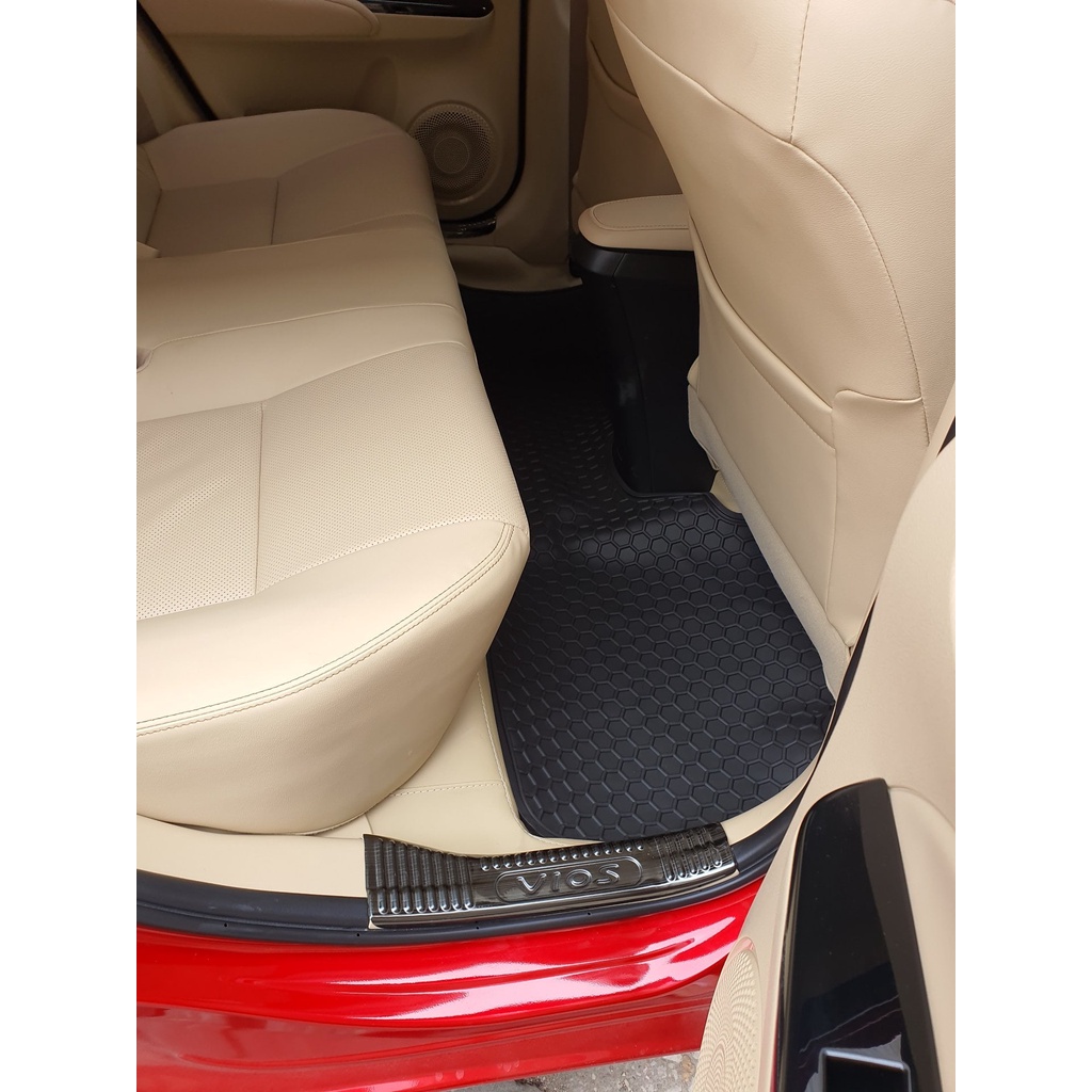 Thảm Lót Sàn Cao Su Cho Xe Toyota Vios 2014 đến 2022-không gây mùi , cao su đúc, vừa form xe, dễ vệ sinh