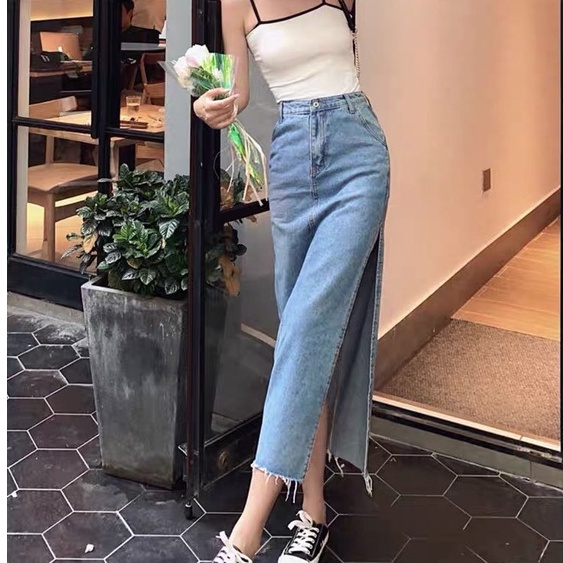 Chân váy jean xẻ dài nữ qua gối cạp cao tua gấu ulzzang phong cách Hàn Quốc A2