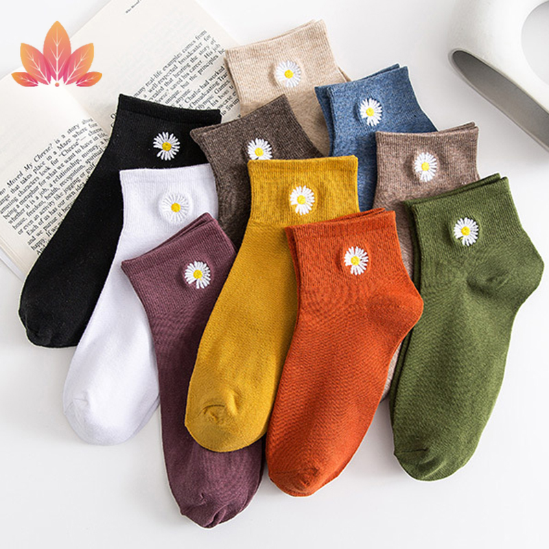 Vớ Cotton Mỏng Họa Tiết Hoa Cúc Đáng Yêu Cho Nữ Jp5